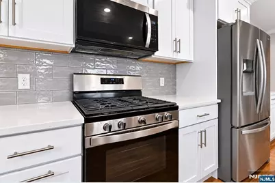 315 Doyle Street 313 #313, Elizabeth, NJ 07206 - Photo 11