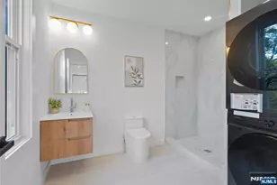 110 Maple 2, Weehawken, NJ 07086 - Photo 7