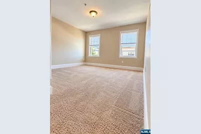 13-23 River Road 204 #204, Fair Lawn, NJ 07410 - Photo 5