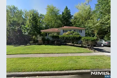 5 Eastbrook Drive, River Edge, NJ 07661 - Photo 1