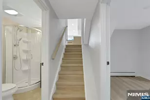 11 Raymond St, Englewood Cliffs, NJ 07632 - Photo 35