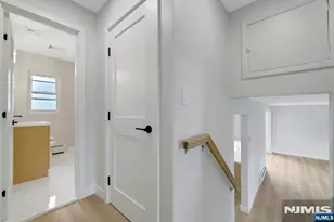 11 Raymond St, Englewood Cliffs, NJ 07632 - Photo 17
