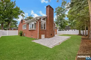 11 Raymond St, Englewood Cliffs, NJ 07632 - Photo 41