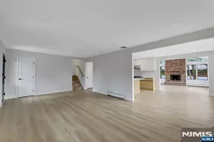 11 Raymond St, Englewood Cliffs, NJ 07632 - Photo 9