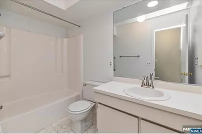 132 Indian Hollow Court, Mahwah, NJ 07430 - Photo 15