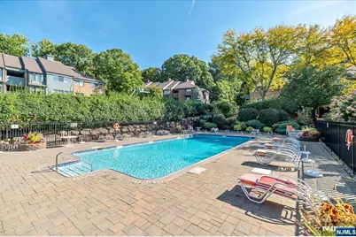 132 Indian Hollow Court, Mahwah, NJ 07430 - Photo 19