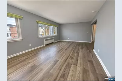 62 Edsall Avenue 2nd Fl #2nd fl, Palisades Park, NJ 07650 - Photo 3