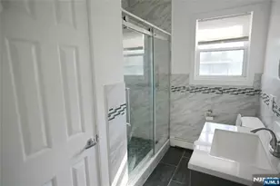 210 Warren Ave Left A, Fort Lee, NJ 07024 - Photo 7