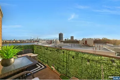 8800 Boulevard East 8D #8D, North Bergen, NJ 07047 - Photo 3