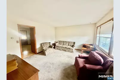 89 Strong Street, Wallington, NJ 07057 - Photo 5