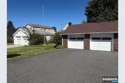 89 Strong Street, Wallington, NJ 07057 - Photo 21
