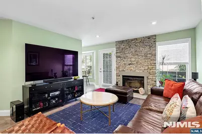 876 Somerset Court, Ramsey, NJ 07446 - Photo 7