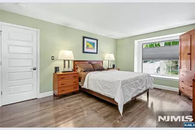876 Somerset Court, Ramsey, NJ 07446 - Photo 15
