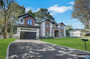 260 Virginia Ct, Paramus, NJ 07652 - Photo 3