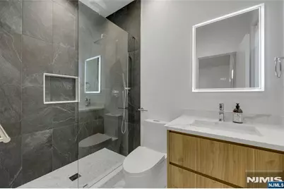 260 Virginia Court, Paramus, NJ 07652 - Photo 39