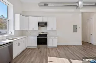 153 Orchard St, East Rutherford, NJ 07073 - Photo 3