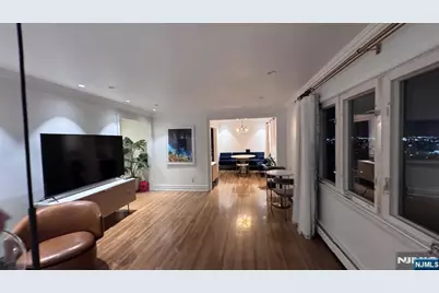 256 10th Street 2 #2, Palisades Park, NJ 07650 - Photo 9