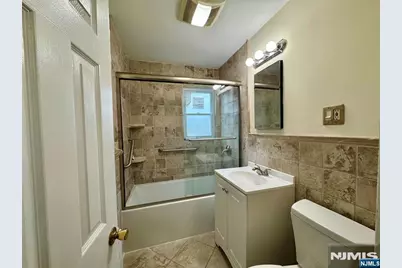 15-08 N Plaza Road A #A, Fair Lawn, NJ 07410 - Photo 9