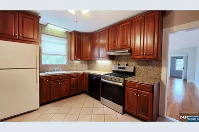 181 Grand Avenue 1st Floor #1st floor, Leonia, NJ 07605 - Photo 5