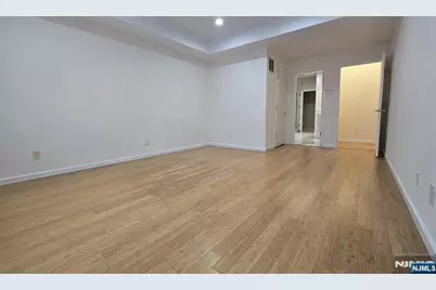68 Buckthorn Court, Paramus, NJ 07652 - Photo 19