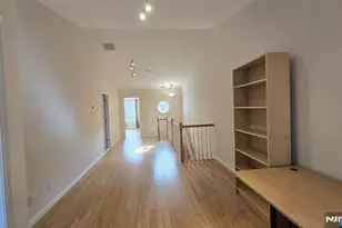 68 Buckthorn Ct, Paramus, NJ 07652 - Photo 35