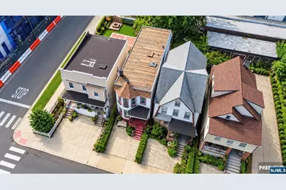 25 Gautier Avenue, Jersey City, NJ 07306 - Photo 21