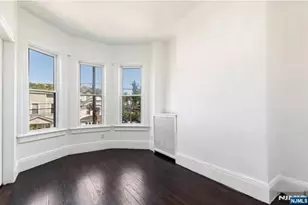25 Gautier Ave, Jersey City, NJ 07306 - Photo 11