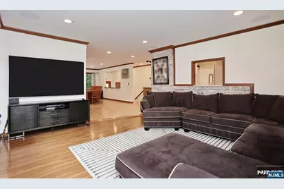 434 Hasbrouck Boulevard, Oradell, NJ 07649 - Photo 17