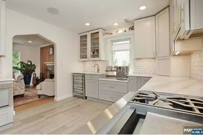 434 Hasbrouck Boulevard, Oradell, NJ 07649 - Photo 7