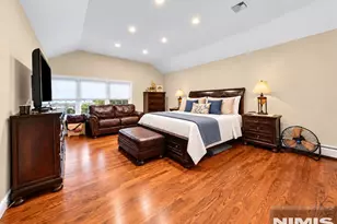 398 James Woods Ct, New Milford, NJ 07646 - Photo 21