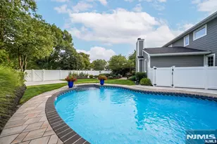 398 James Woods Ct, New Milford, NJ 07646 - Photo 35