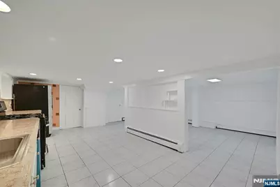 470 Washington Avenue 1 #1, Cliffside Park, NJ 07010 - Photo 31