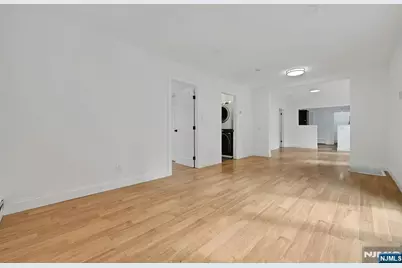 470 Washington Avenue 1 #1, Cliffside Park, NJ 07010 - Photo 15