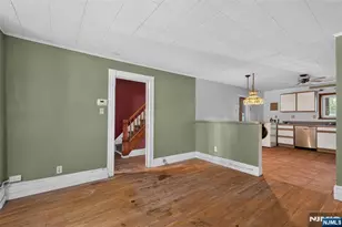 269 Hutton St, Jersey City, NJ 07307 - Photo 7