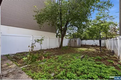 269 Hutton Street, Jersey City, NJ 07307 - Photo 19