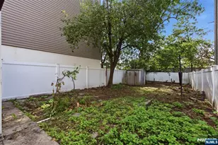 269 Hutton St, Jersey City, NJ 07307 - Photo 19