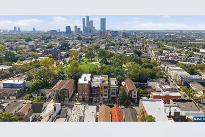 269 Hutton Street, Jersey City, NJ 07307 - Photo 21