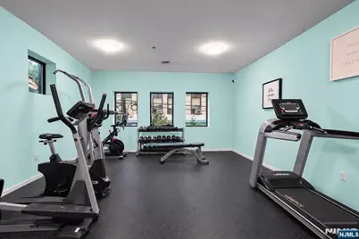 135 38th 505 #505, Union City, NJ 07087 - Photo 21