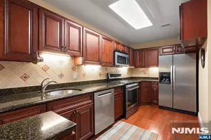 135 38th 505, Union City, NJ 07087 - Photo 11