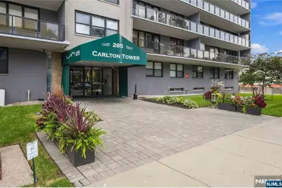 285 Aycrigg Avenue 12G #12G, Passaic, NJ 07055 - Photo 33