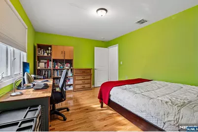 696 West End Avenue 2 #2, Cliffside Park, NJ 07010 - Photo 21