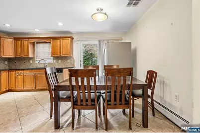 696 West End Avenue 2 #2, Cliffside Park, NJ 07010 - Photo 11