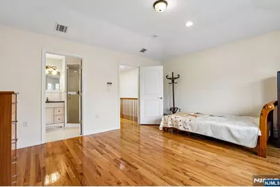 696 West End Avenue 2 #2, Cliffside Park, NJ 07010 - Photo 29