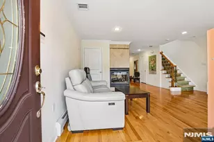 696 West End Ave 2, Cliffside Park, NJ 07010 - Photo 3