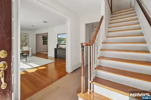 42 Collins Ave, Ramsey, NJ 07446 - Photo 3