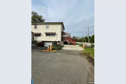 77 Miles Street 2 #2, Elmwood Park, NJ 07407 - Photo 9