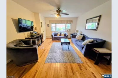 1261A Valley Road, Wayne, NJ 07470 - Photo 5