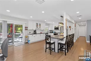 9 Glen Gray Rd, Oakland, NJ 07436 - Photo 9