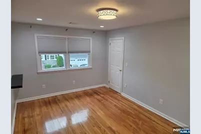 689 Gates Terrace, Union Township, NJ 07083 - Photo 15