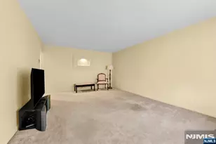 729 Broad Ave 1, Ridgefield, NJ 07657 - Photo 5